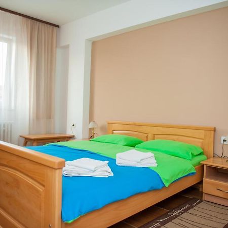 Prenociste "Nacional" Hotel Prnjavor Buitenkant foto